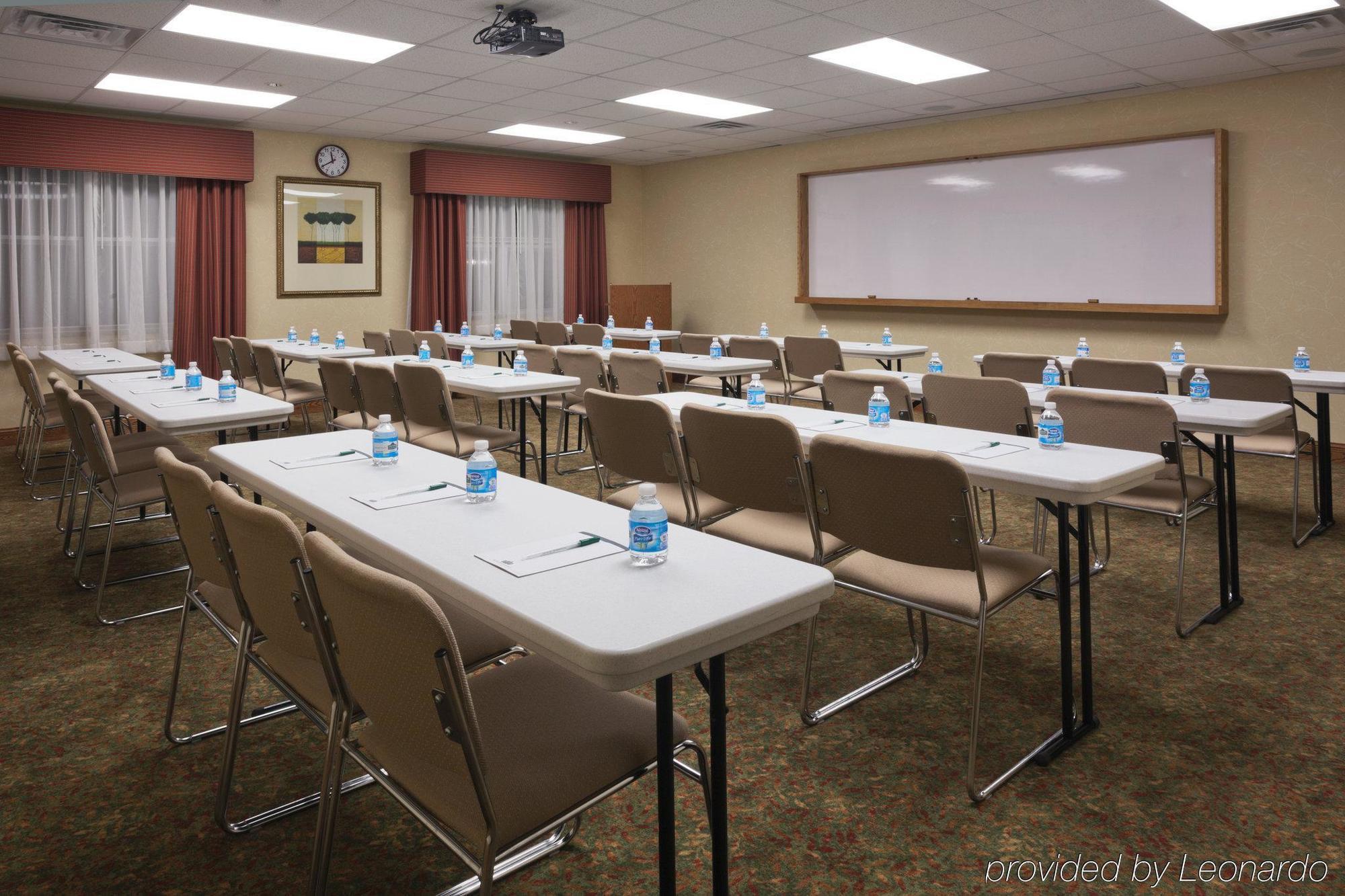 Country Inn & Suites By Radisson, Ithaca, Ny Business foto
